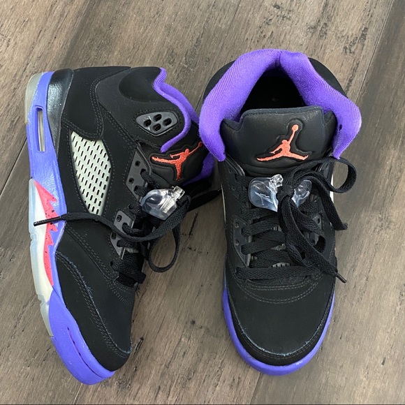 Air Jordan 5 Raptors Retro- Youth - Picture 13 of 14